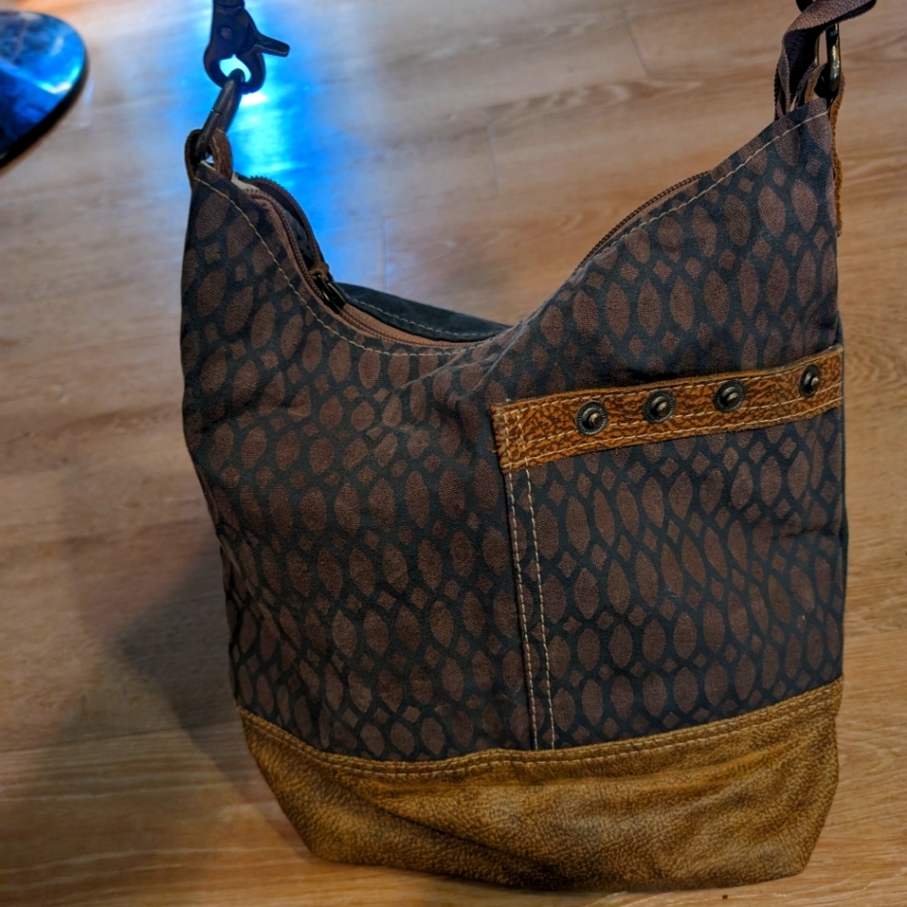 Myra Bag NWOT grey/brown micro print canvas crossbody satchel brown leather